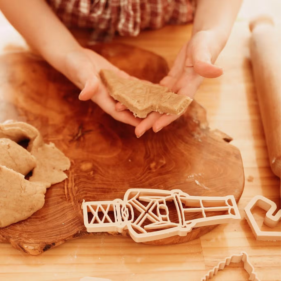 The Nutcracker Eco Cutter